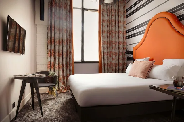 غرفة سوبيريور بسريرين منفصلين، Hotel Fabric 4/9