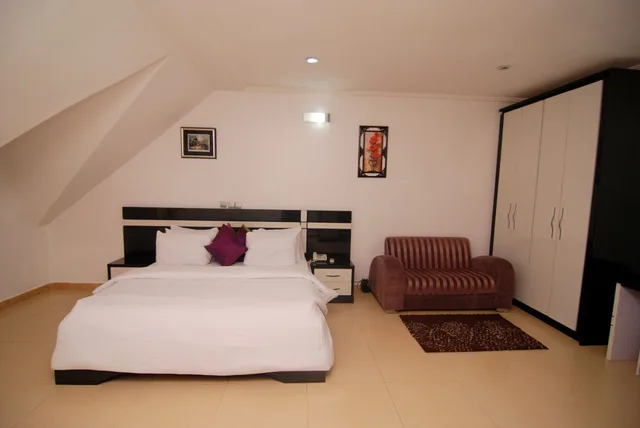 جناح رئاسي بسرير مزدوج، The Grosvenor Suite 1/5