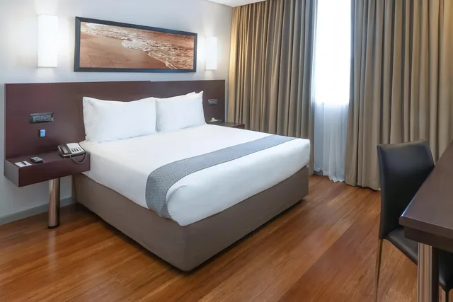 غرفة قياسية بسرير كينج أو كوين، Garden Court Kings Beach 3/7