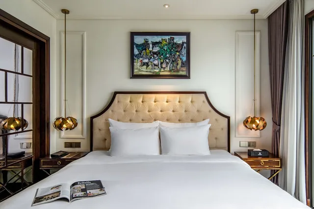 Atole, Suite, King Bed, Terrace، Anatole Hotel Hanoi 7/8