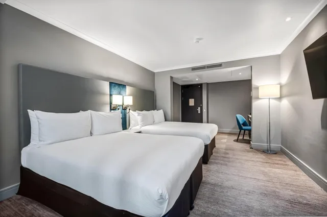 دوبلكس بسريرين مزدوجين، DoubleTree by Hilton London Kensington 1/5