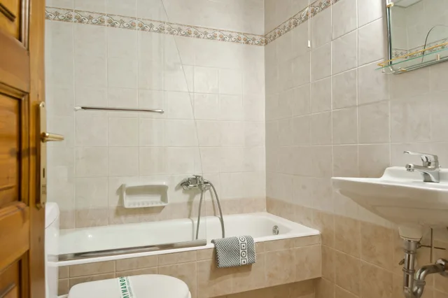غرفة عائلية بسرير مزدوج وسريرين منفصلين، Pan Hotel 8/8