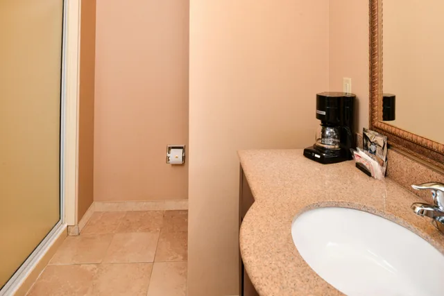 غرفة بسرير كينج، Hampton Inn Litchfield 3/4