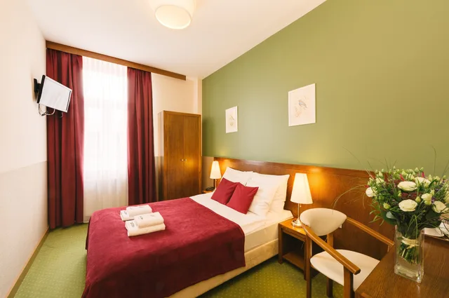 غرفة كلاسيكية مزدوجة بإطلالة على المدينة، Yarden Aparthotel by Artery Hotels 1/6