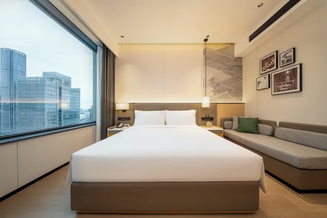 غرفة قياسية بسرير كينج، Holiday Inn Suzhou North by IHG 3/10