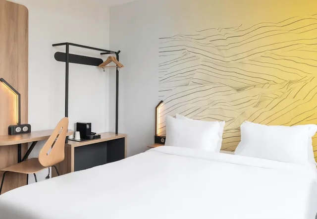 Plus, Double Bed، B&B Hotel Villefranche-sur-Saone Sud 1/3