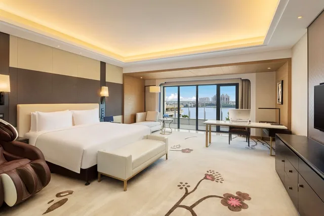 جناح تنفيذي بسرير كينج مع دخول الصالة، Radisson Blu Hotel Wuhan ETD Zone 1/3