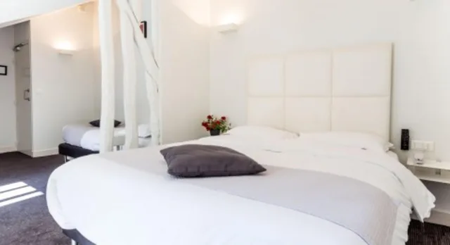 غرفة قياسية ثلاثية، Alfred Hotels Paris Lecourbe 1/1