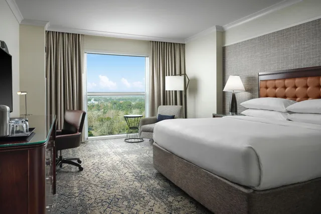 غرفة بسرير كينج، Sheraton Myrtle Beach 1/15