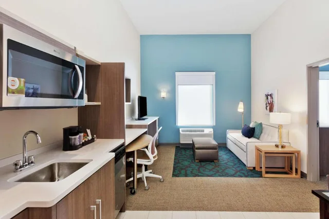 جناح بسرير كينج بغرفة نوم واحدة مع أريكة، Home2 Suites by Hilton Birmingham Colonnade 3/4