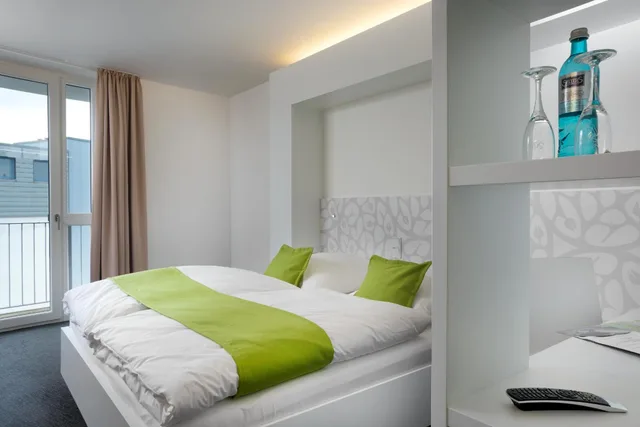 غرفة عائلية بسرير كينج، MARA Hotel 3/9
