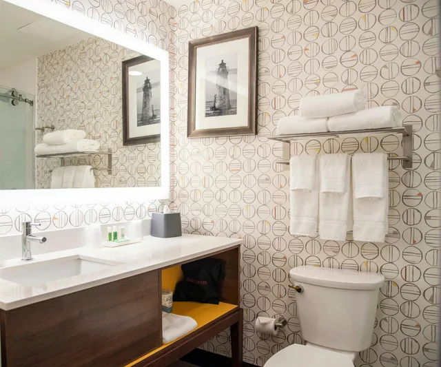 غرفة بسريرين كوين، Holiday Inn Suites Savannah Airport Pooler 4/5