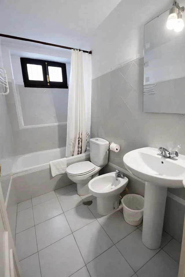 Duplex, Standard, Queen and Twin Beds, Apartamentos Larga 70 8/10