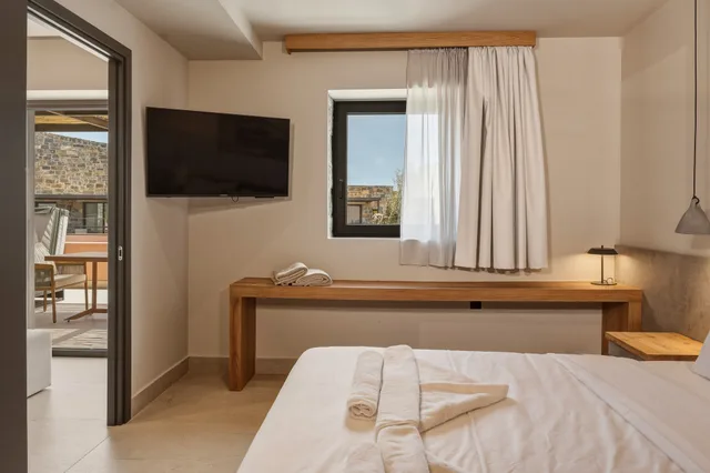 1 Bedroom, Suite, Outdoor Jetted Tub, VOLTA Seaside hotel - Adult-only 1/10