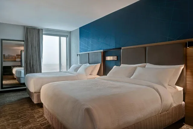 جناح بسرير كوين مع سرير سحّاب إضافي لذوي الإعاقة، Springhill Suites by Marriott Albuquerque University Area 4/10
