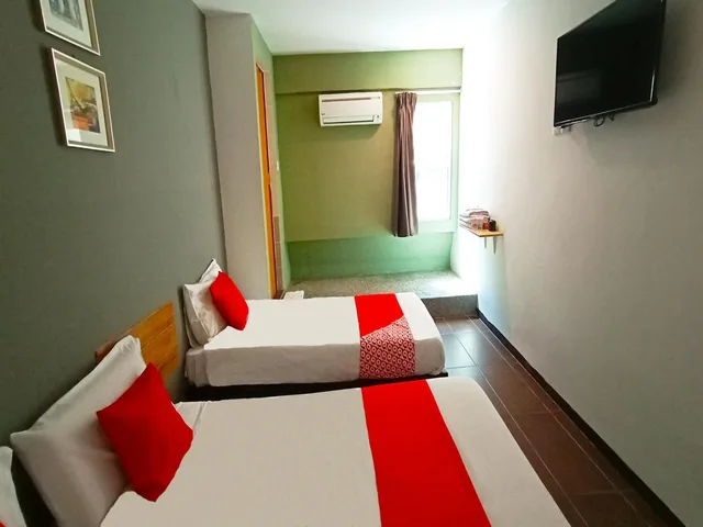 جناح سوبيريور، OYO 89465 Golden Lounge 2/4