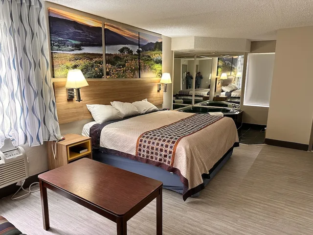 جناح استوديو بسرير كينج، Days Inn by Wyndham Dahlonega 2/4