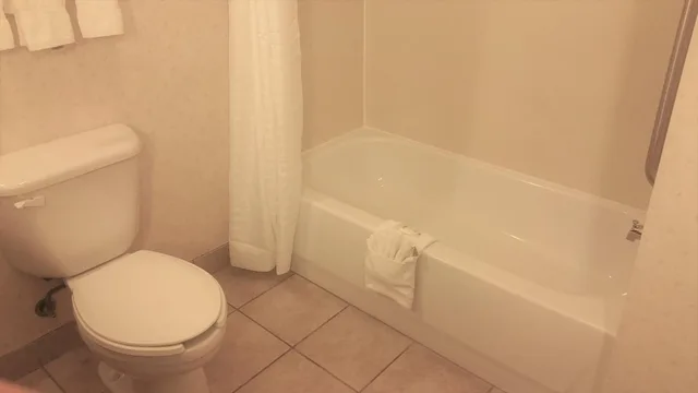 غرفة بسريرين كوين، Comfort Suites Independence Kansas City 5/6