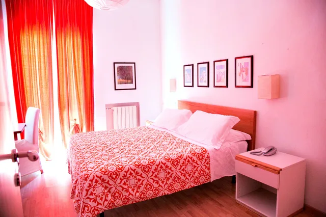 غرفة اقتصادية بسرير مزدوج، Hotel Kinda 1/3