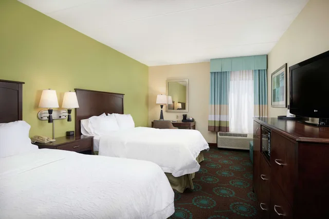 غرفة أساسية بسريرين كوين، Hampton Inn Rehoboth Beach 7/10