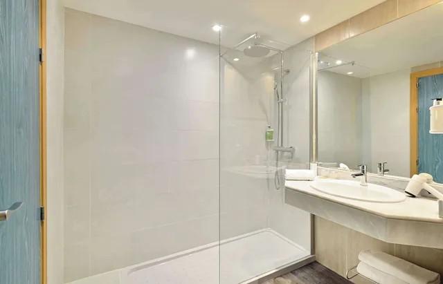 Xtra, Double Bed, Sea View، Sol Barbados 3/3