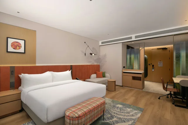 غرفة بسرير كينج، Hilton Garden Inn Wuhan Optics Valley 2/4