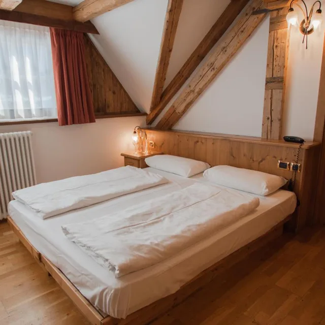 غرفة اقتصادية بسرير مزدوج أو سريرين منفصلين، Schloss Hotel & Club Dolomiti 8/10