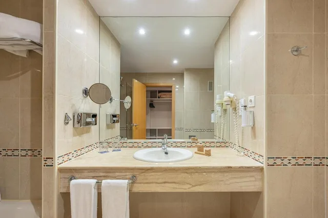 Room, Quadruple, Single, No Terrace، Port Alicante 4/6