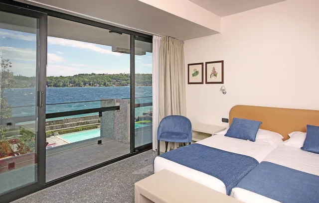 Family, Twin Beds, Lake Side, Lake View، Salo Du Parc 4/8