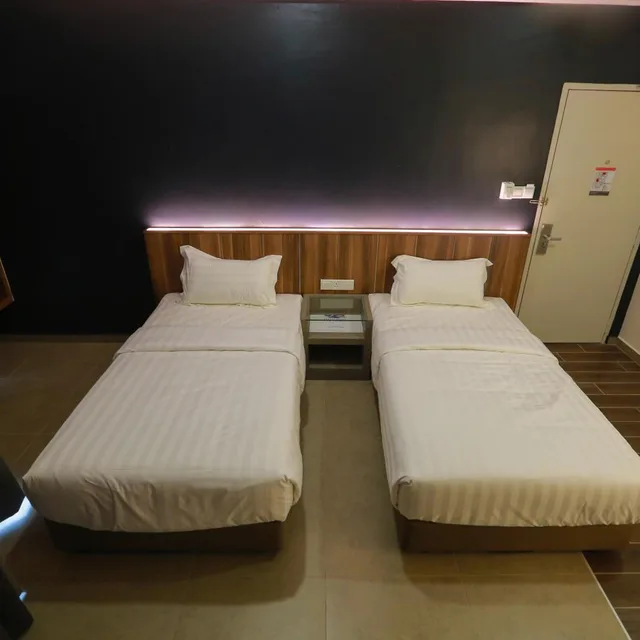 Super, Deluxe, Executive, Twin Beds، Pantai Regal Hotel 4/10