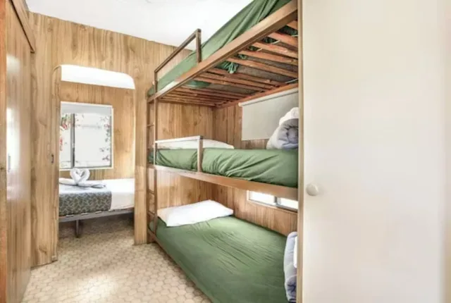 كابينة اقتصادية بسرير بطابقين، Halls Gap Caravan and Tourist Park 2/3
