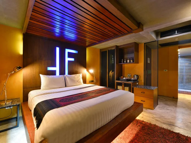 Chill, Deluxe, King Bed، Fusion Suites 1/1