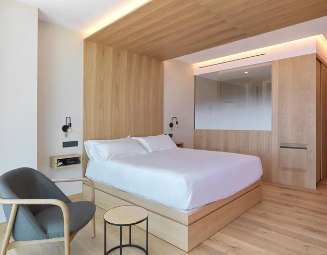 غرفة قياسية بسرير كوين، Noa Boutique Hotel 5/10