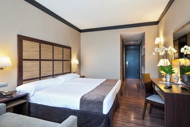 غرفة قياسية بسرير مزدوج، Aparthotel Attica 21 Valles 1/2