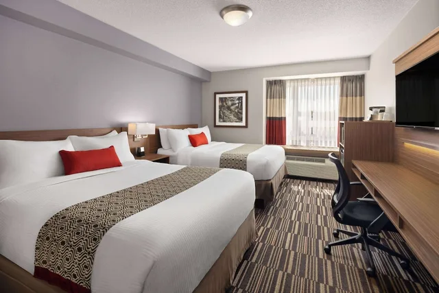 غرفة بسريرين كوين، Microtel Inn And Suites By Wyndham Kirkland Lake 3/5