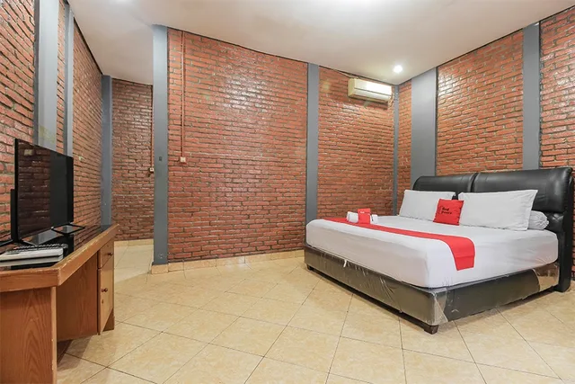 غرفة قياسية، Reddoorz Plus @ Ampera Raya 1/3