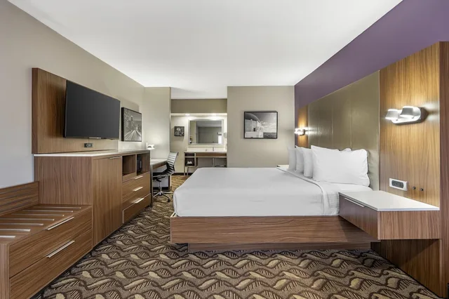 غرفة قياسية بسرير كينج، Best Western Airport Plaza Inn - Los Angeles LAX Hotel 3/7