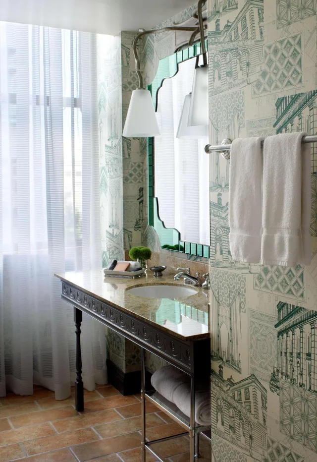 Suite, 2 Double Beds, Bath and Shower, Accessible، Royal Sonesta Portland Downtown 7/7