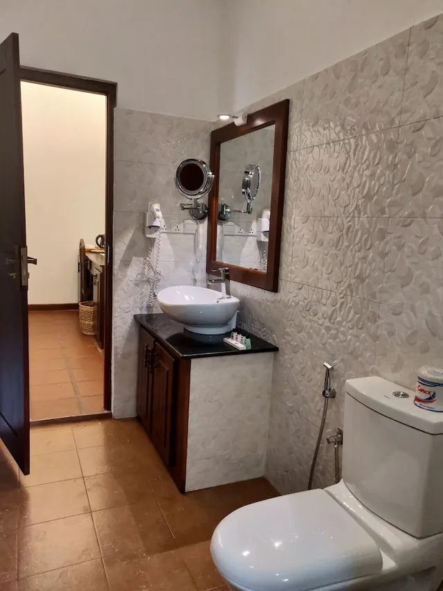 Deluxe, King Bed, Pool Deck، Oreeka Hotel 6/7
