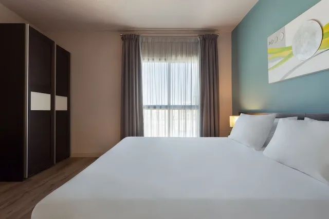 Standard, Double Bed, Argento Hotel 2/4