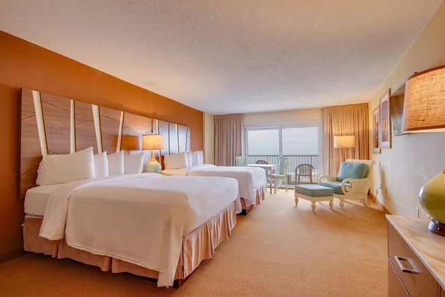 Room, 2 Queen Beds, Partial View، Grand Hotel Ocean City Oceanfront 4/7