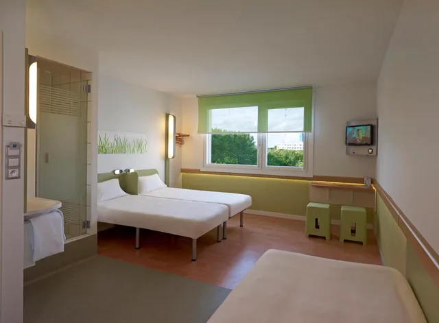 غرفة قياسية ثلاثية، Ibis Budget Warszawa Reduta 4/7