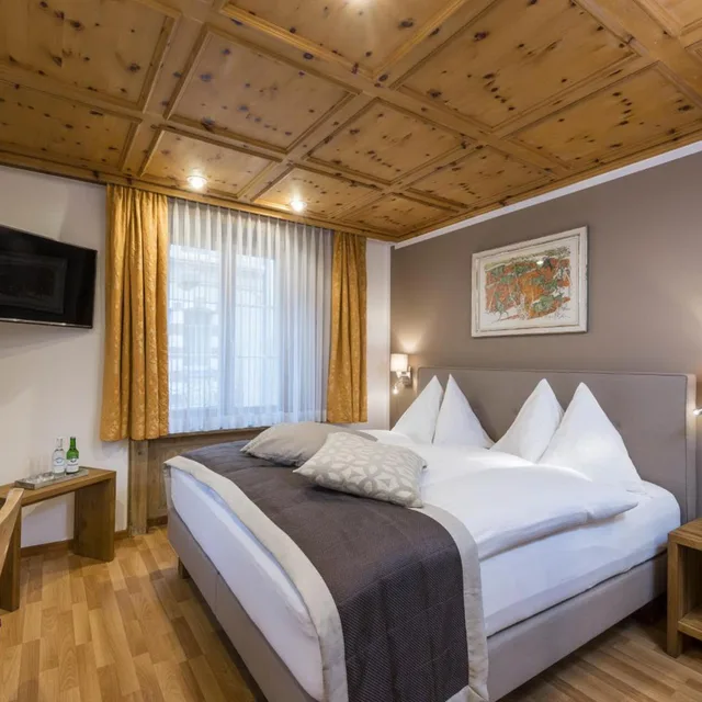 غرفة كلاسيكية بسرير مزدوج، ROMANTIK HOTEL STERN 4/10
