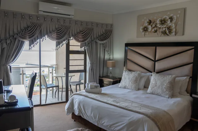 غرفة فاخرة بسرير كينج، Bar t nique Guest House 1/5