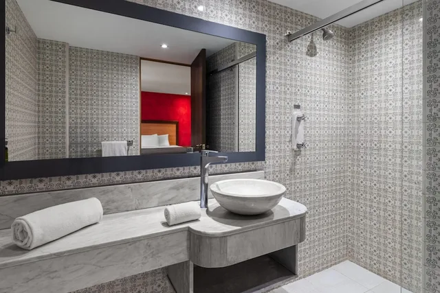 غرفة قياسية بسرير كينج، Hotel MX garibaldi CDMX, Trademark Collection by Wyndham 5/5