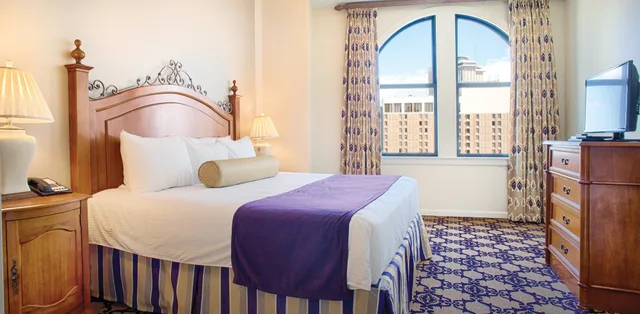 شقة سكنية قياسية بسرير كينج بغرفة نوم واحدة مع أريكة، Club Wyndham La Belle Maison 2/4
