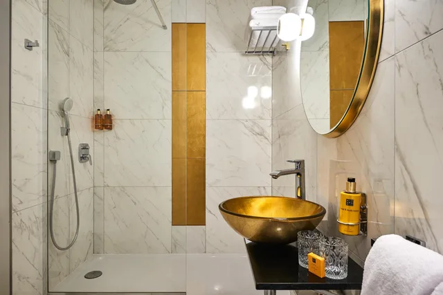 غرفة قياسية بسرير مزدوج أو سريرين منفصلين، Hotel Le Versailles 6/6