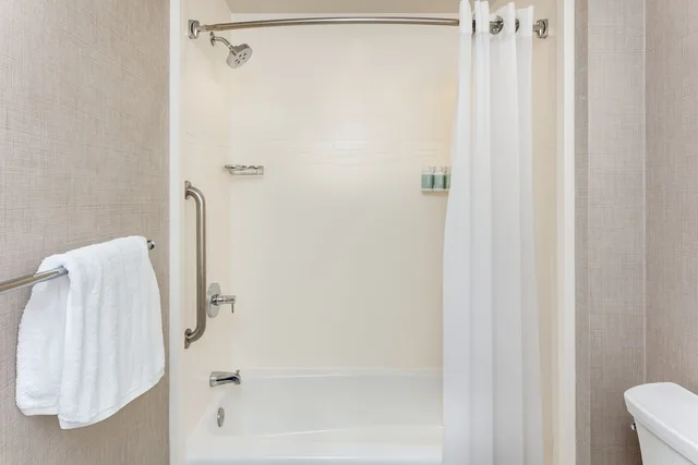 جناح بسرير كينج مع أريكة لذوي الإعاقة، Residence Inn Upper Marlboro Joint Base Andrews 7/9