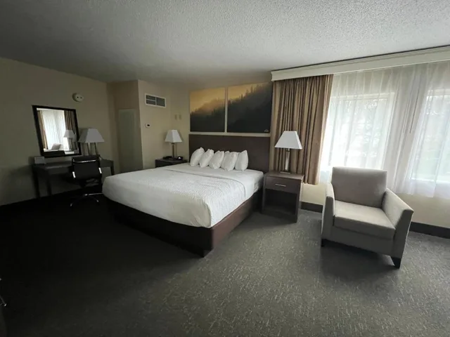 غرفة بسرير مزدوج، Days Inn by Wyndham Penn State 1/2