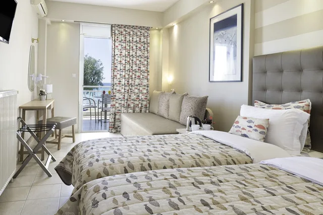 Superior, Triple, 3 Beds, Beach View, Annex, Georgalas Sun Beach Hotel 2/10